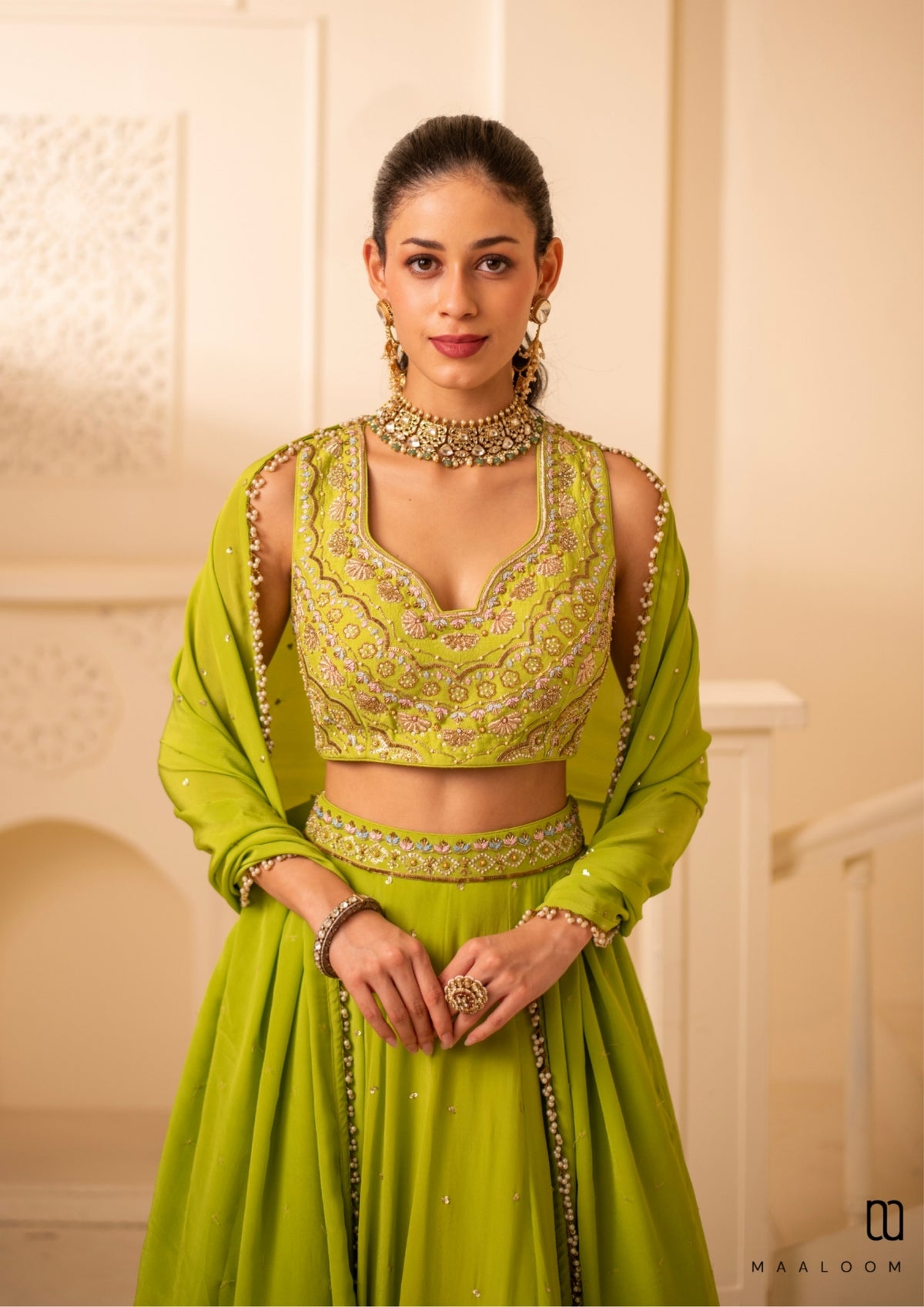 AURA